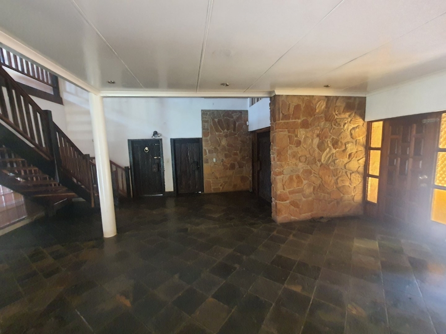 To Let 5 Bedroom Property for Rent in Hartbeespoort Rural North West